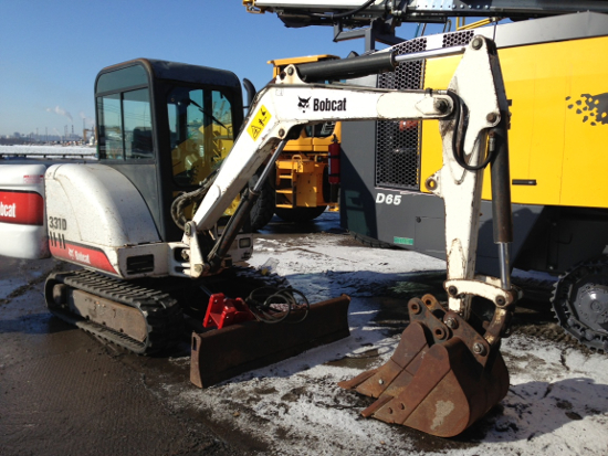 Услуги Мини экскаватора bobcat - узкий и широкий ковш, гидромолот Мини экскаватора bobcat